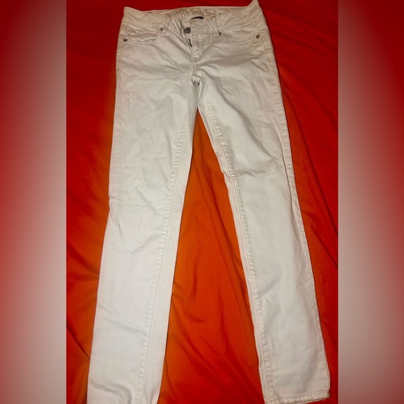 American Eagle White Skinny Jeans - Size 2 Regular - Picture 2 of 7